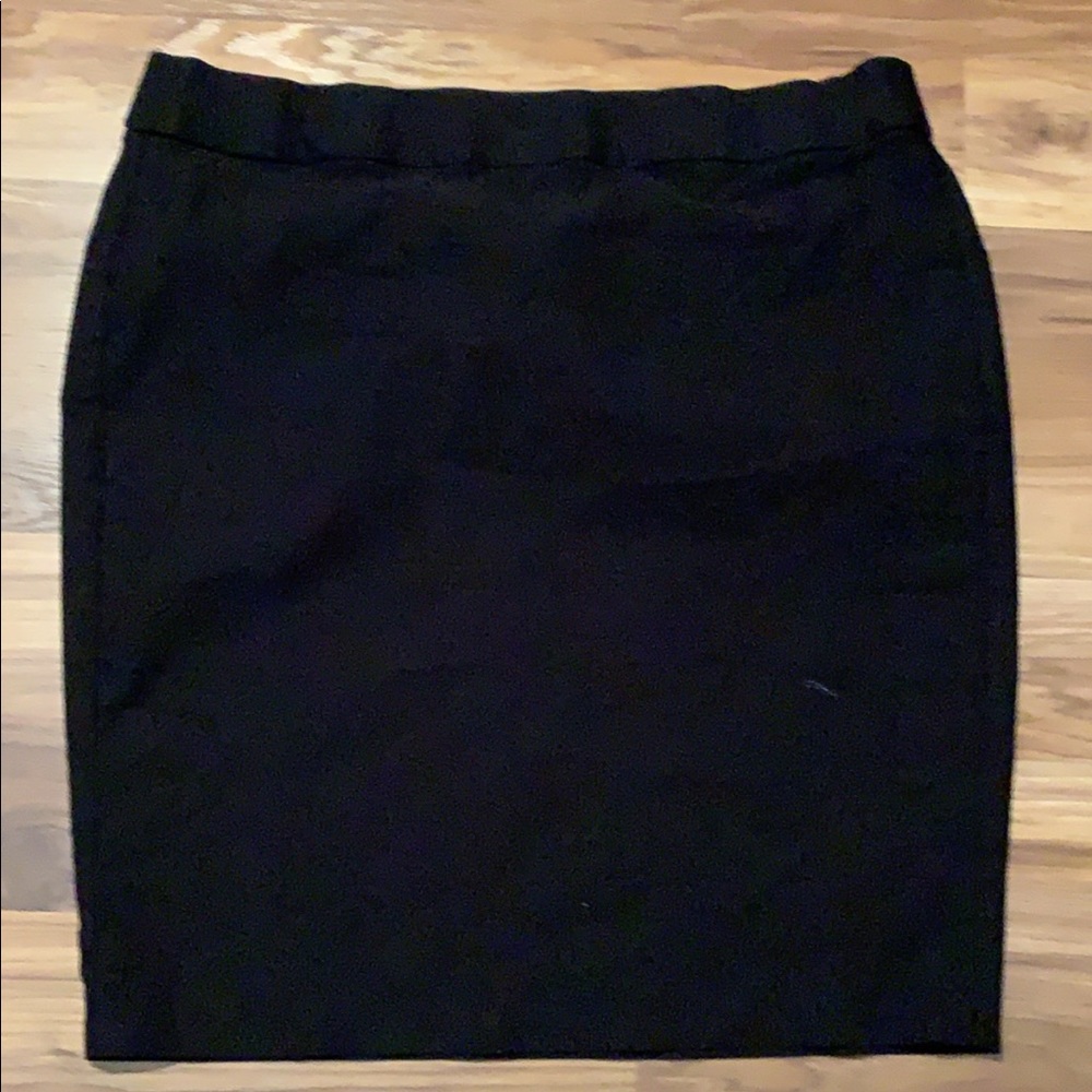 Elle Black Skirt